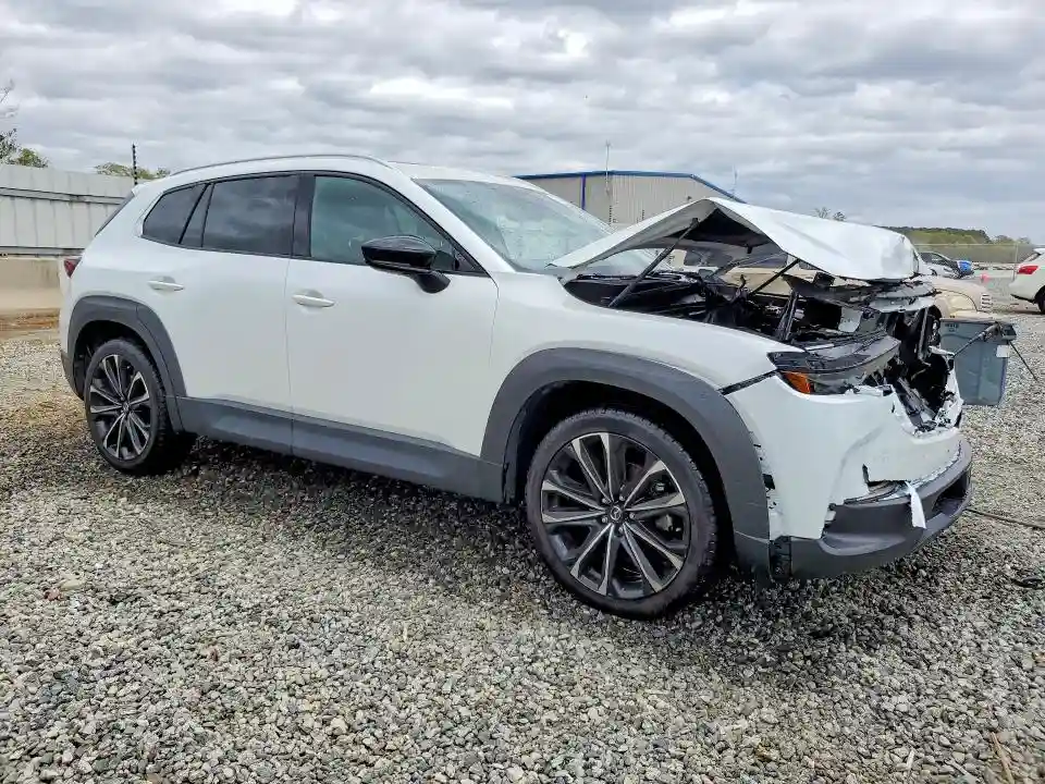 7MMVABEM6PN113796 2023 MAZDA CX-50-3