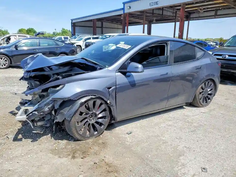 7SAYGDEF9NF395794 2022 TESLA MODEL Y-0