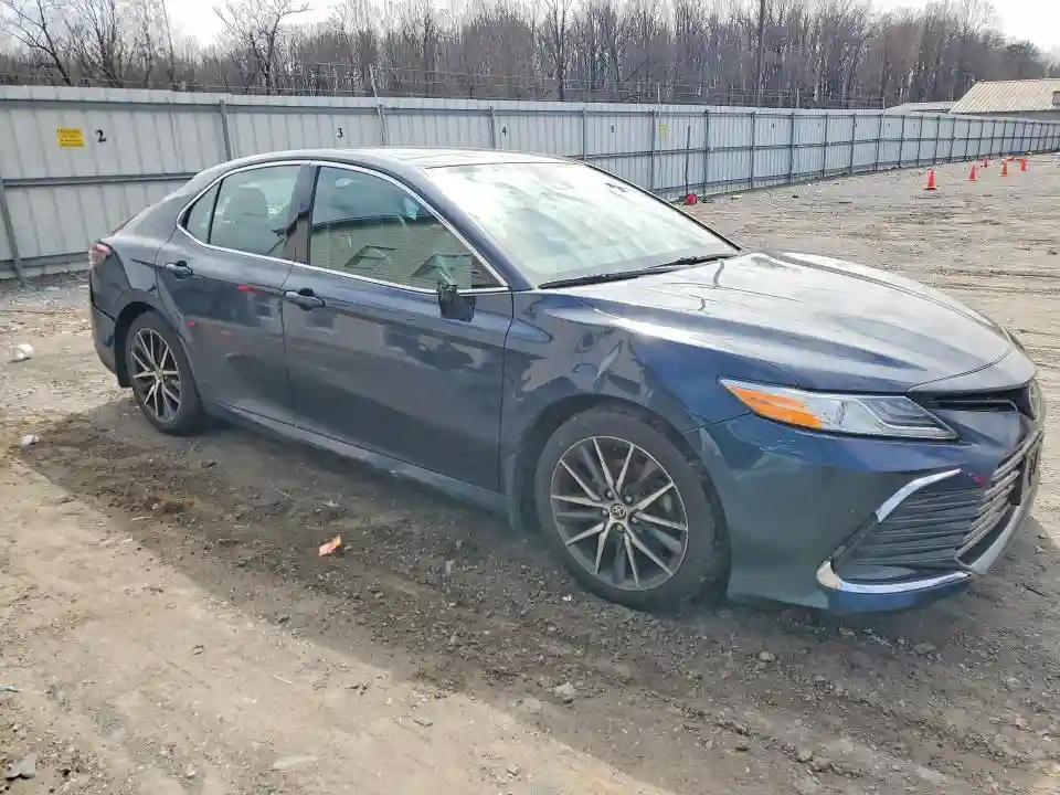 4T1F11AKXMU521363 2021 TOYOTA CAMRY-3