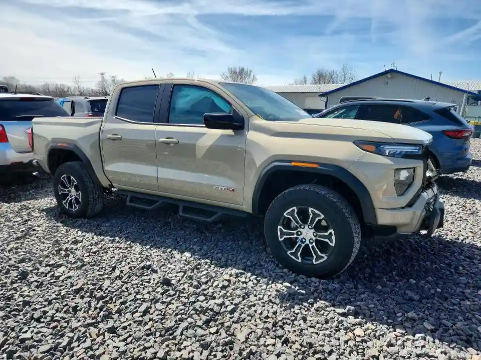 1GTP6DEK3R1238432 2024 GMC CANYON-3