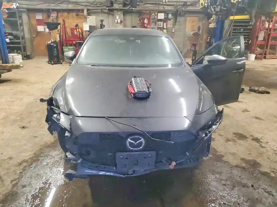 JM1BPBLLXM1340830 2021 MAZDA 3-4