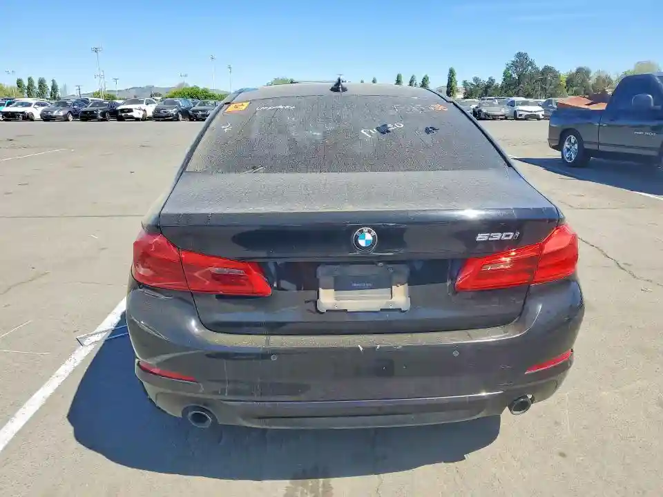 WBAJA5C50JWA36940 2018 BMW 5 SERIES-5