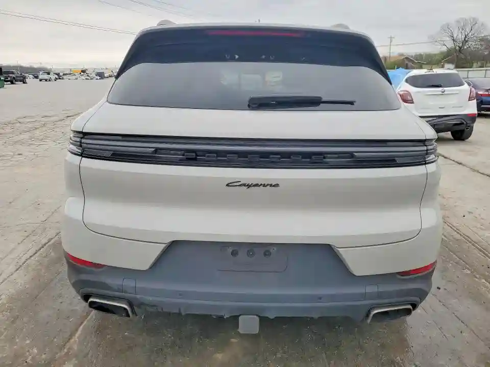 WP1AA2AY4RDA08771 2024 PORSCHE CAYENNE-5