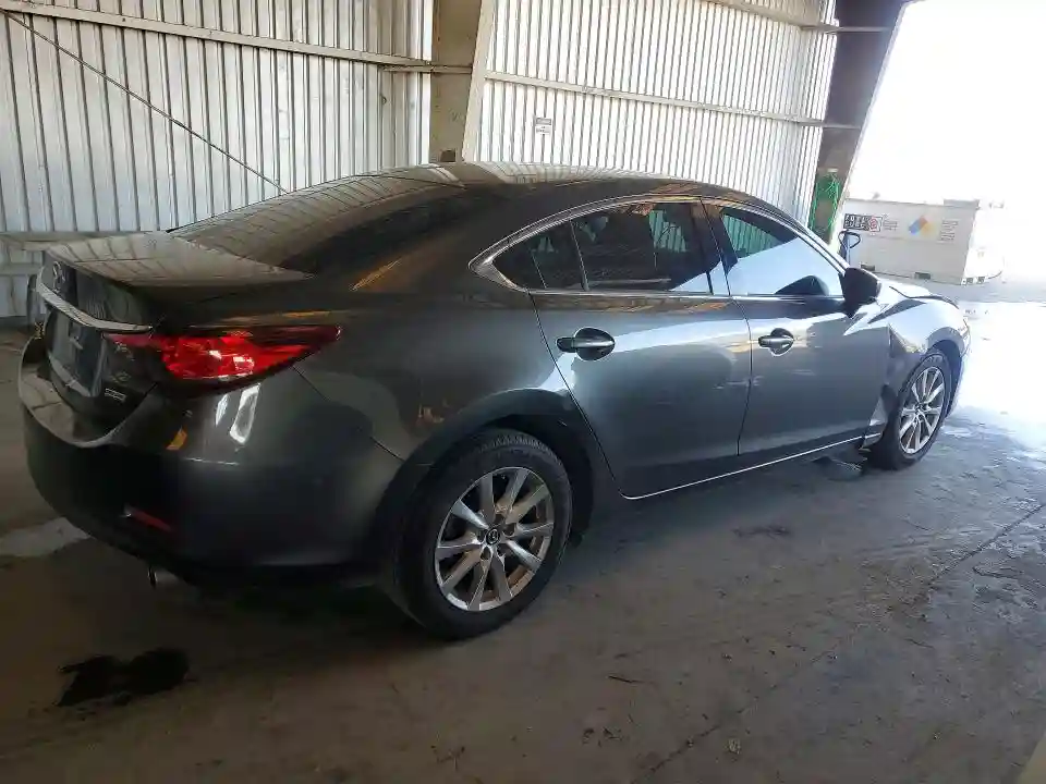 JM1GL1U51H1121451 2017 MAZDA 6-2