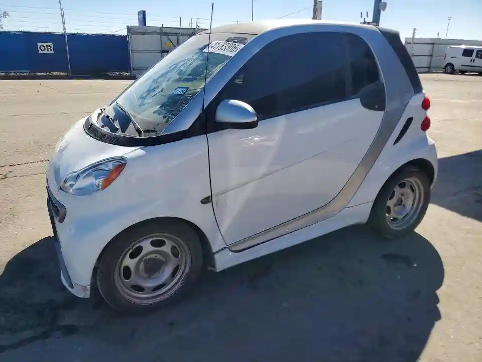 WMEEJ3BA4FK810398 2015 SMART CARS FORTWO-0