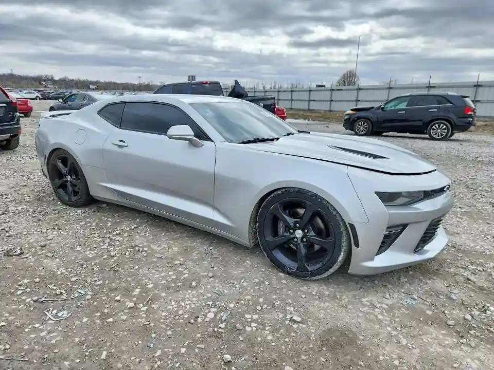 1G1FE1R77J0186339 2018 CHEVROLET CAMARO-3