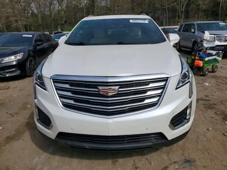 1GYKNCRS8JZ176298 2018 CADILLAC XT5-4