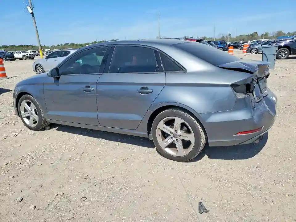 WAUAUGFF7H1037689 2017 AUDI A3-1
