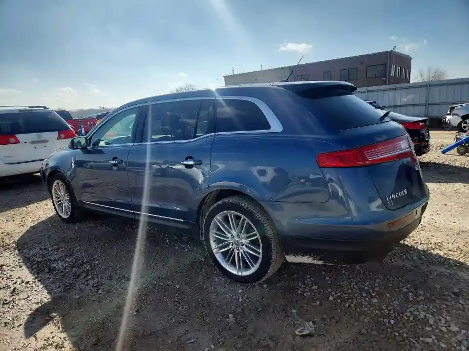 2LMHJ5ATXKBL00653 2019 LINCOLN TOWNHOUSE MKT-1