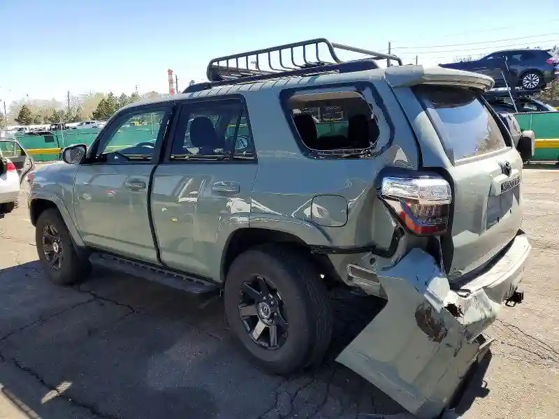 JTETU5JR8N6046817 2022 TOYOTA 4RUNNER-1