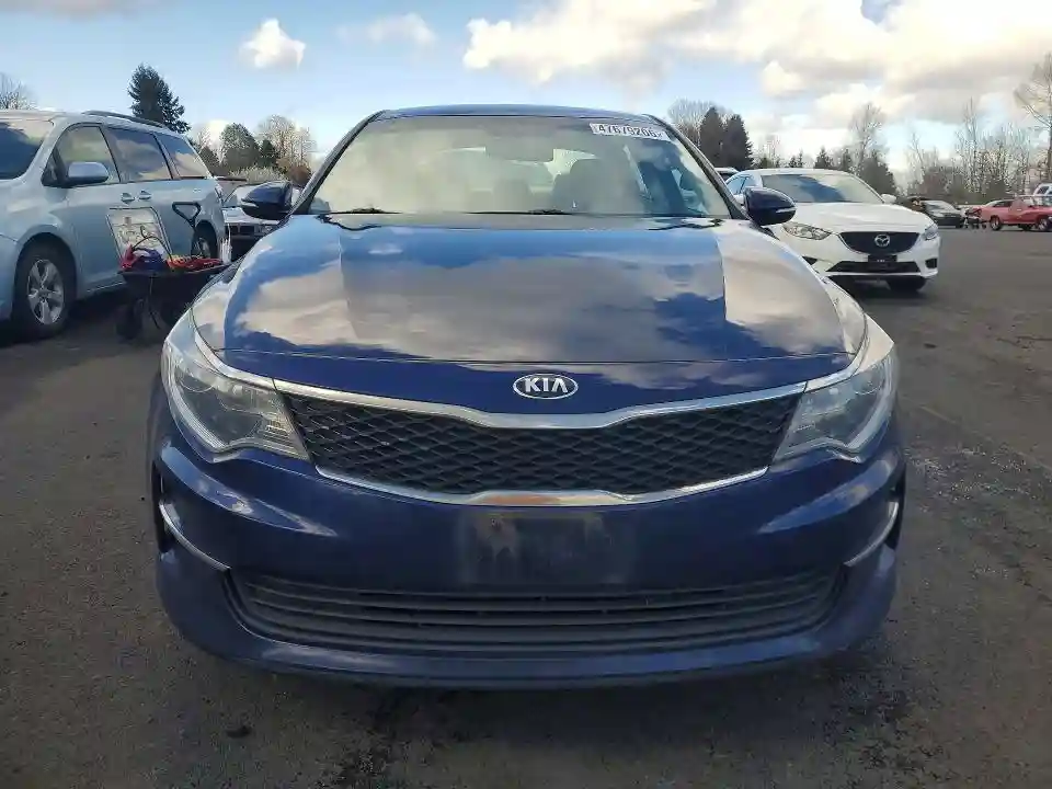5XXGT4L32HG149619 2017 KIA OPTIMA-4