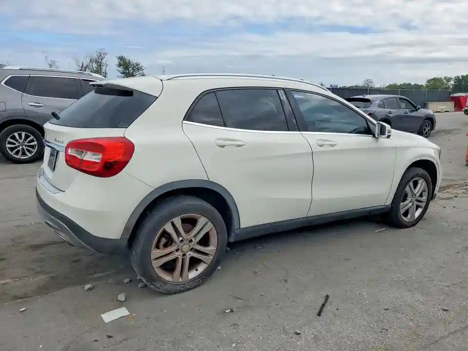 WDCTG4GB7FJ181960 2015 MERCEDES-BENZ GLA-CLASS-2