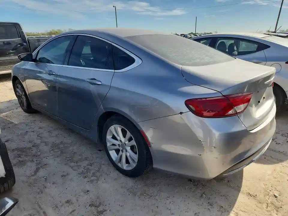 1C3CCCAB1GN128884 2016 CHRYSLER 200-1