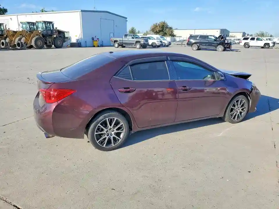 5YFBURHE6HP589669 2017 TOYOTA COROLLA 50-2