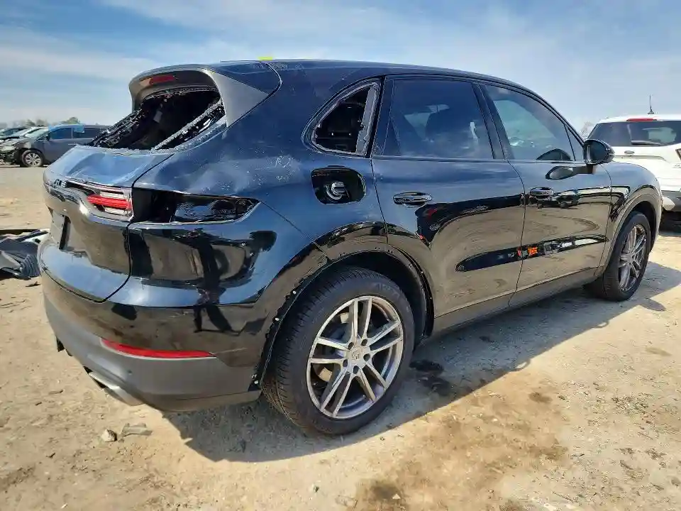 WP1AA2AY0NDA02461 2022 PORSCHE CAYENNE-2