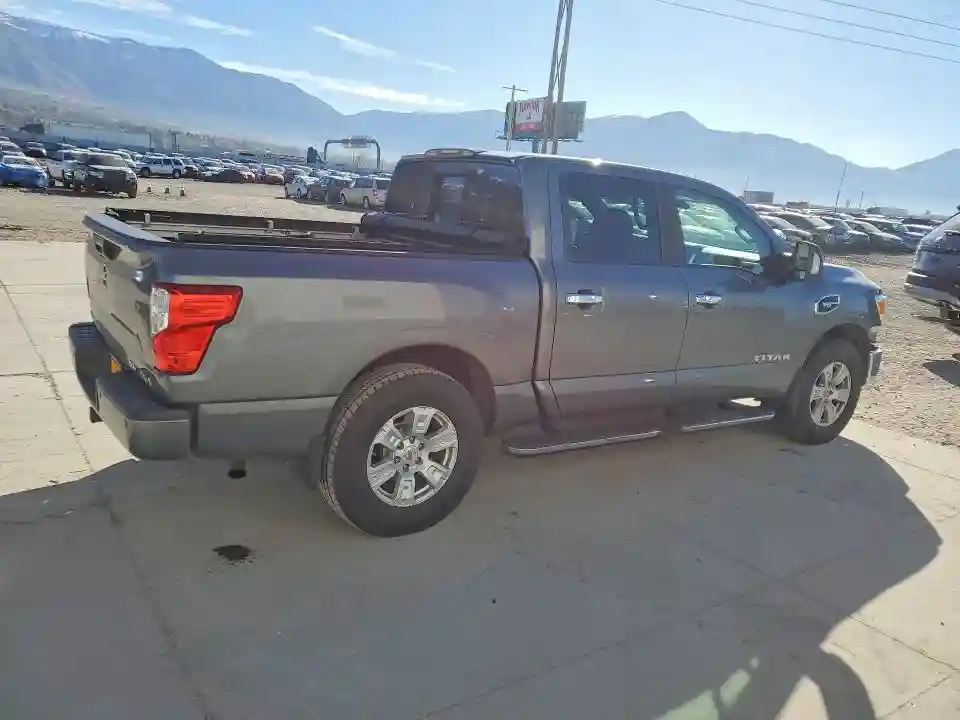 1N6AA1E50HN533473 2017 NISSAN TITAN-2
