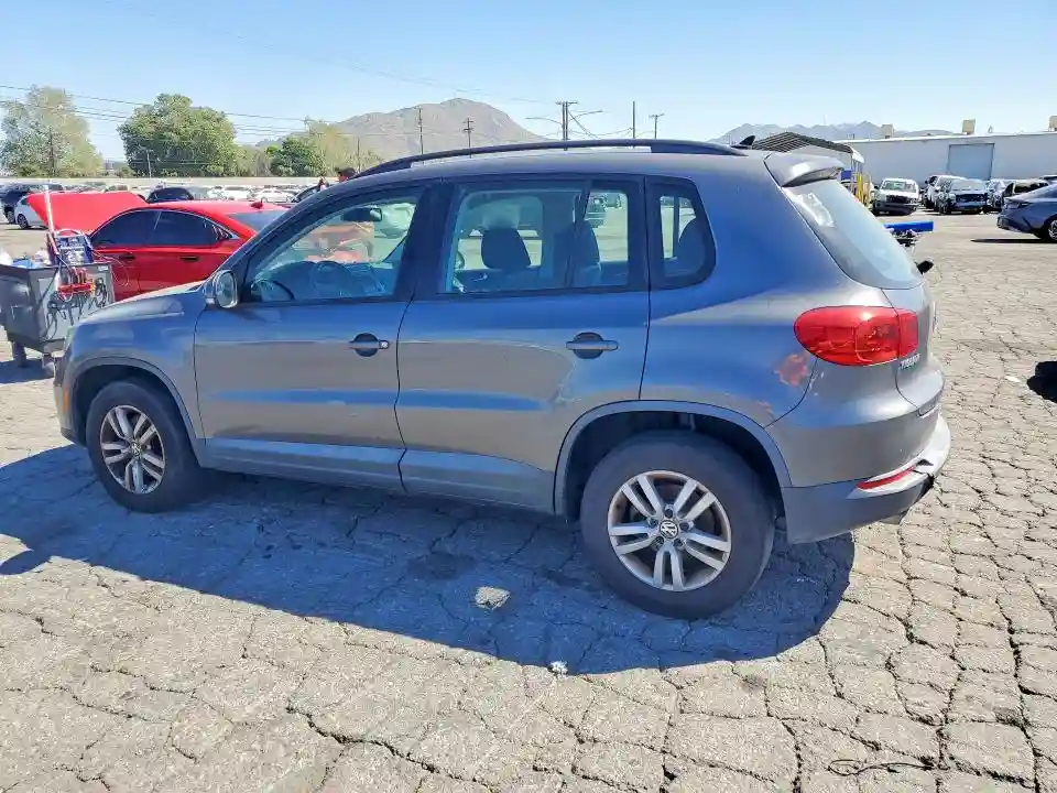 WVGAV7AX9FW613035 2015 VOLKSWAGEN TIGUAN-1