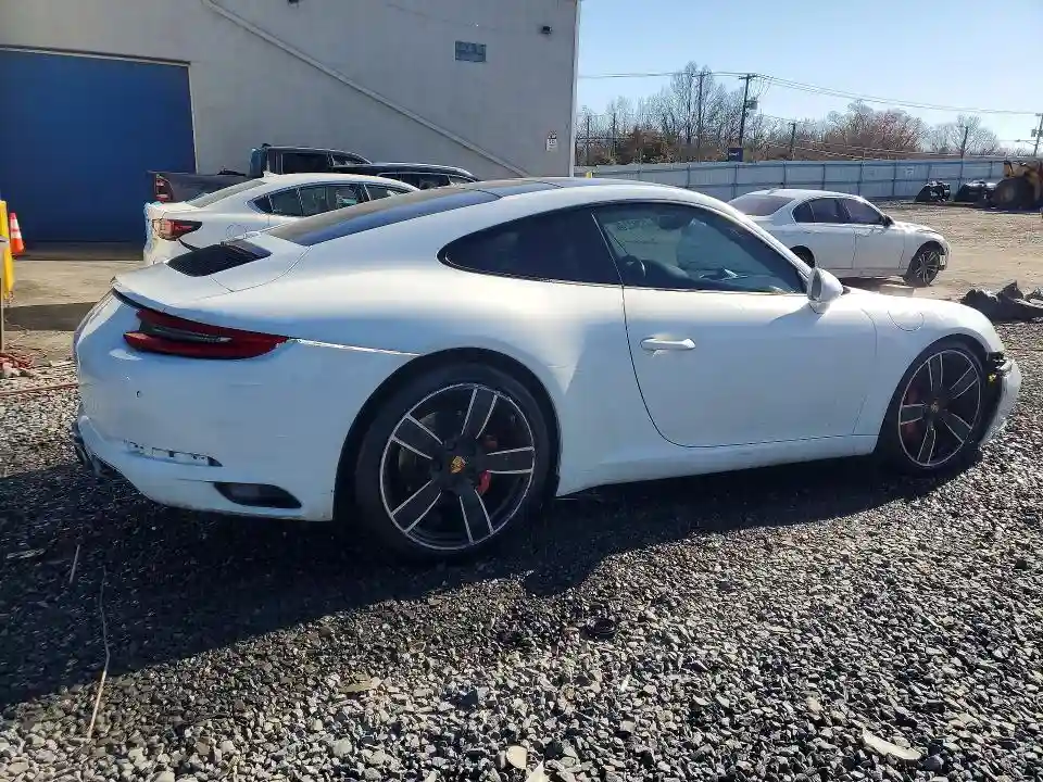 WP0AB2A95HS123655 2017 PORSCHE 911-2