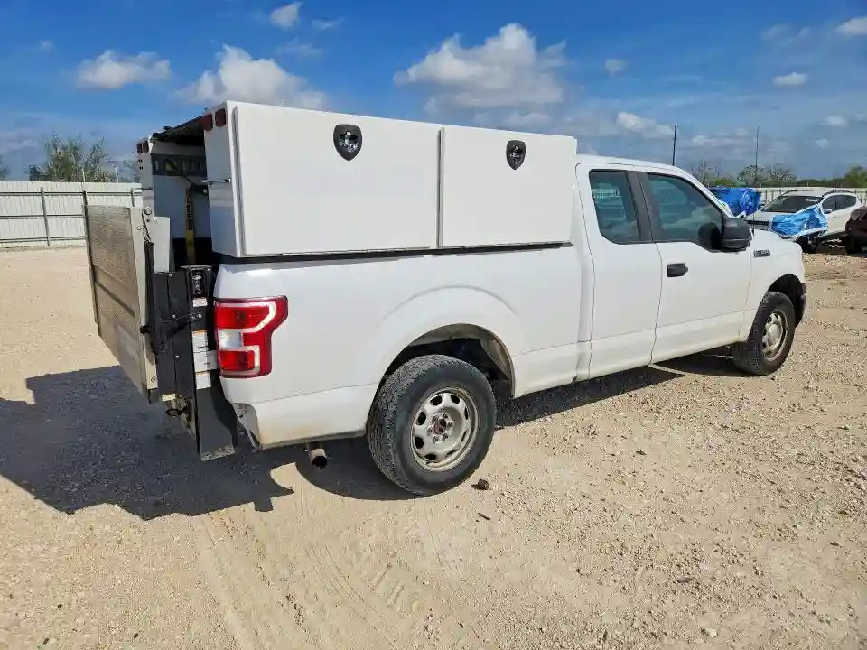 1FTEX1C52JKF06224 2018 FORD F150-2