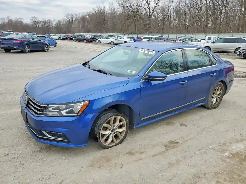 1VWAT7A30HC056878 2017 VOLKSWAGEN PASSAT-0