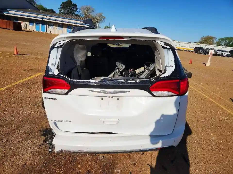 2C4RC1BG5HR816220 2017 CHRYSLER PACIFICA-5