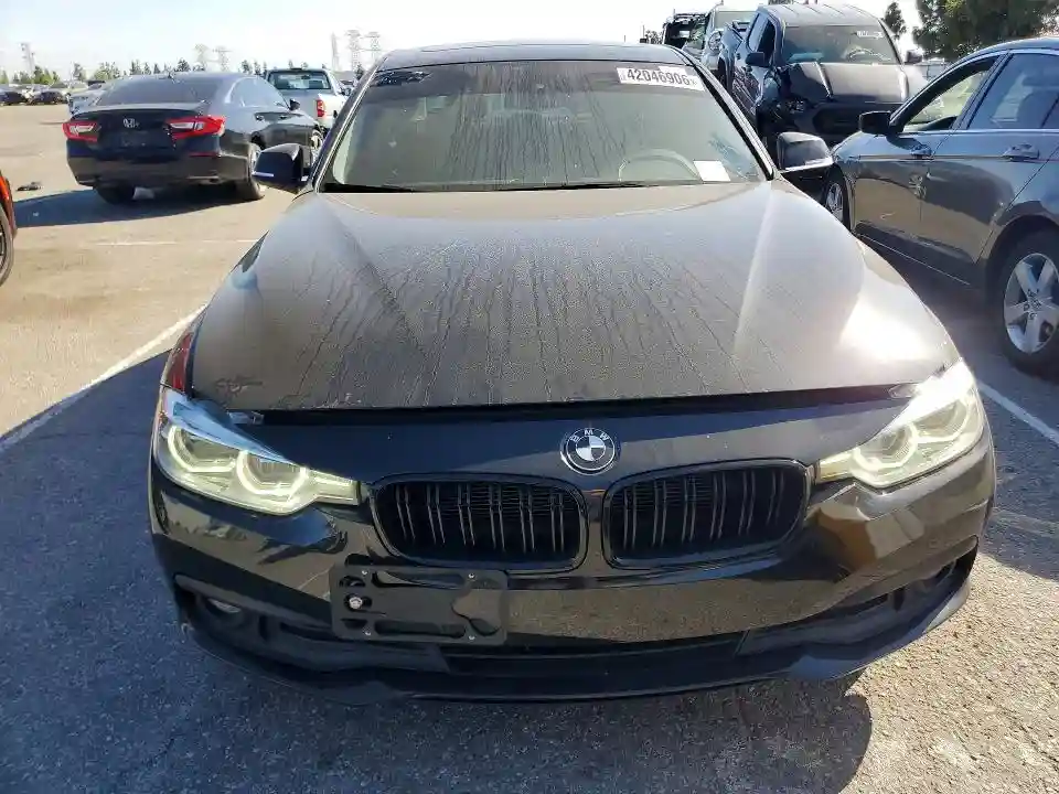 WBA8E1G57JNU89851 2018 BMW 3 SERIES-4