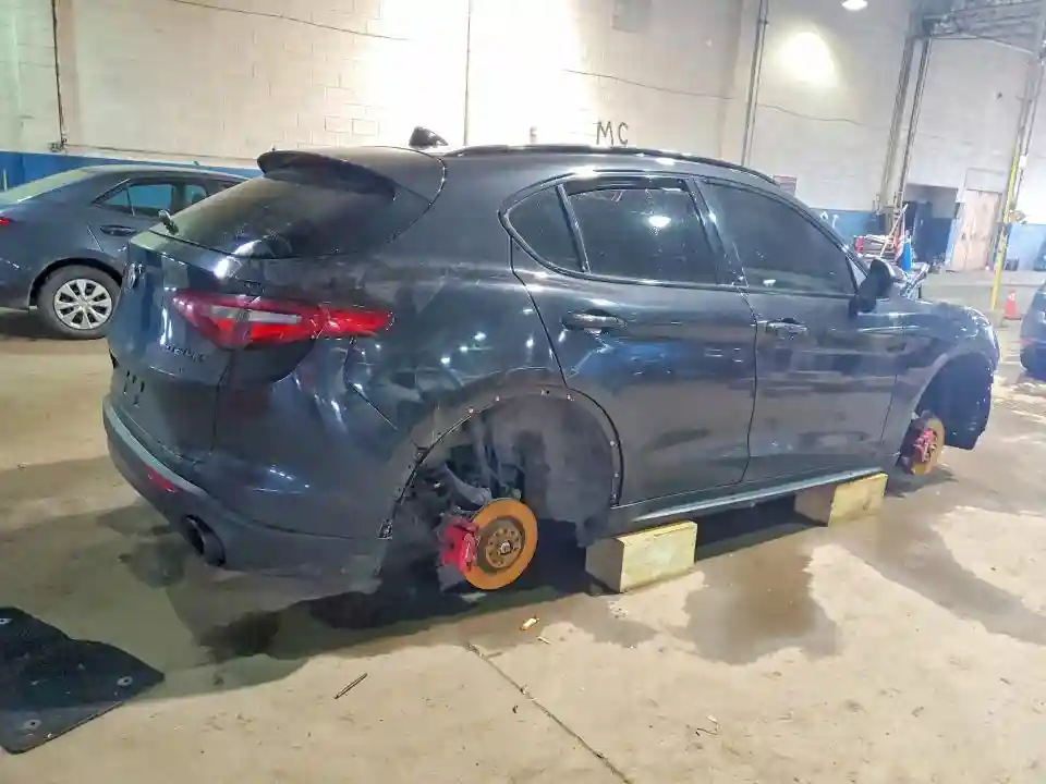 ZASPAKBN3K7C41519 2019 ALFA ROMEO STELVIO-2