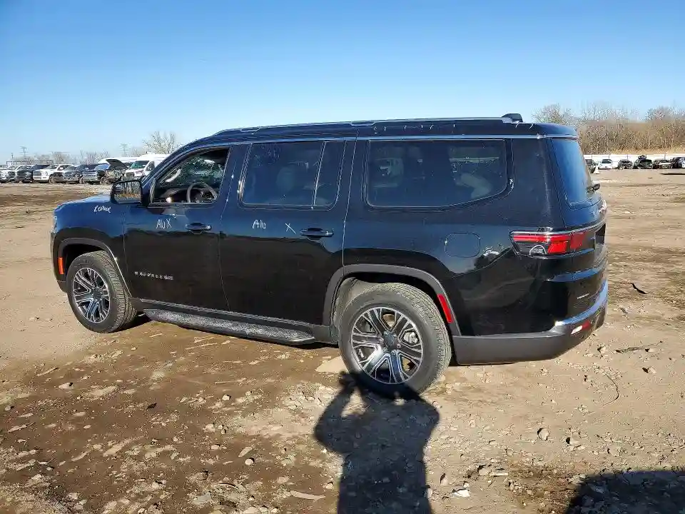 1C4SJVDT9NS205321 2022 JEEP WAGONEER-1