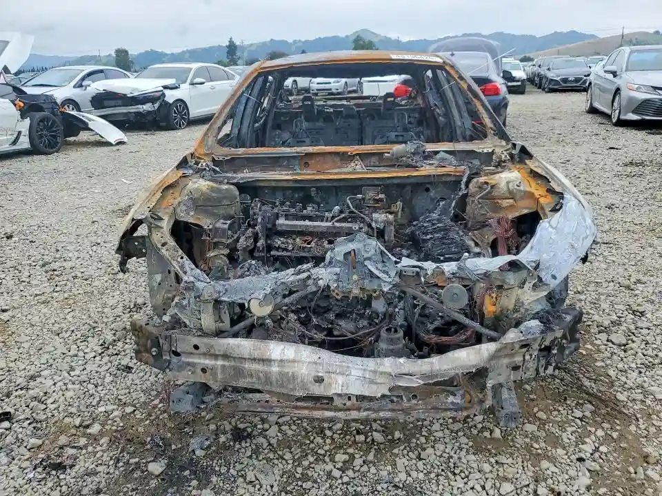 4T1T11AK4MU494650 2021 TOYOTA CAMRY-4