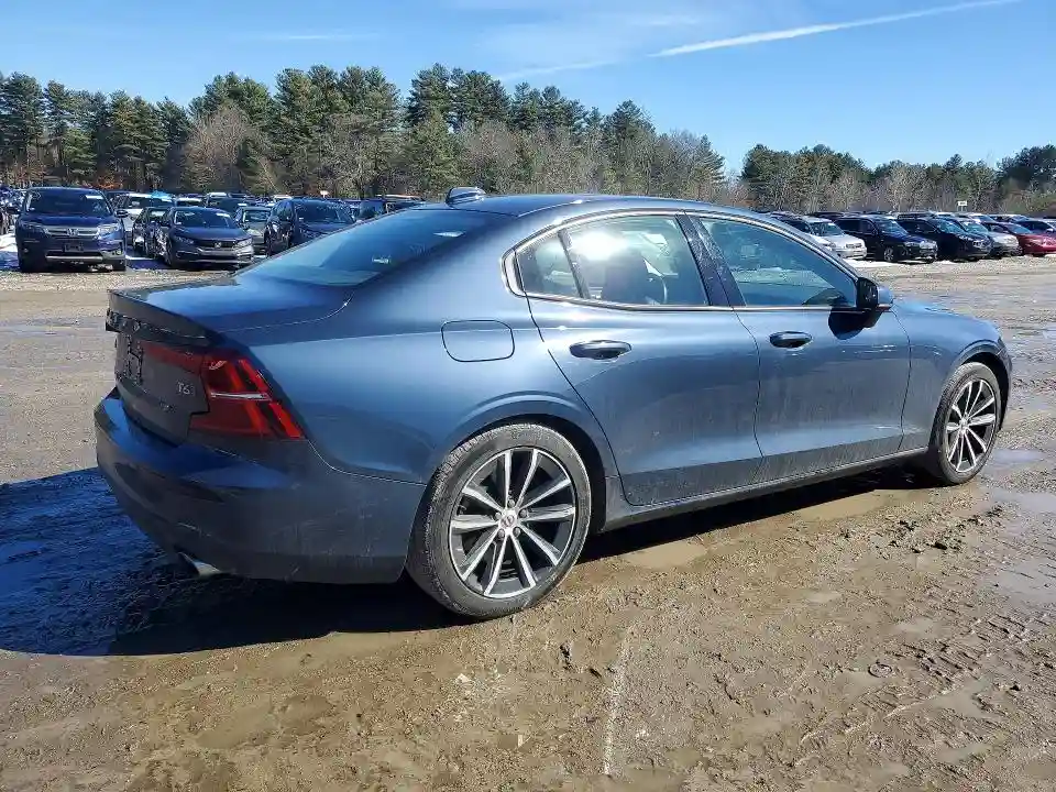 7JRA22TK3MG094932 2021 VOLVO S60-2