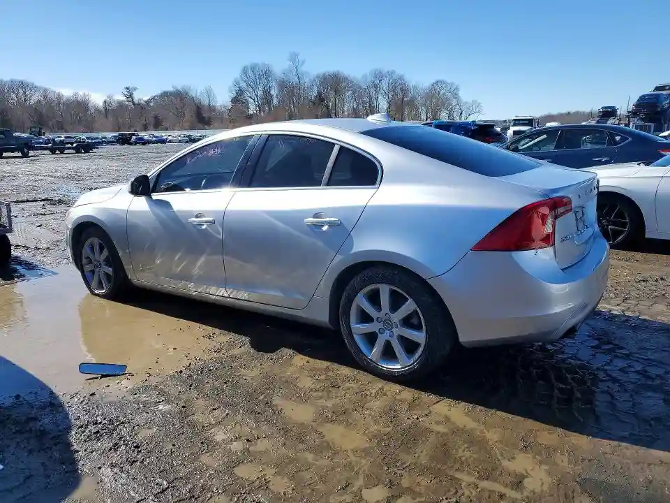 YV1612TK7G2404518 2016 VOLVO S60-1