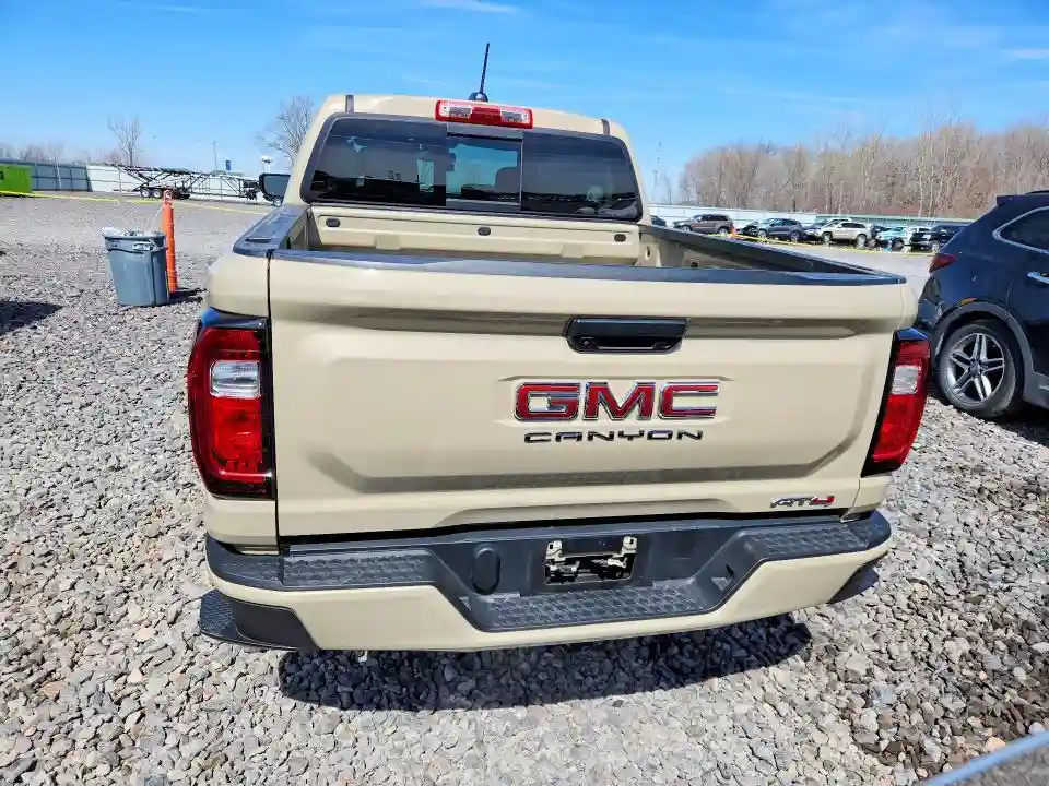 1GTP6DEK3R1238432 2024 GMC CANYON-5