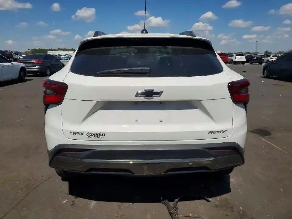 KL77LKEP3SC278414 2025 CHEVROLET TRAX-5