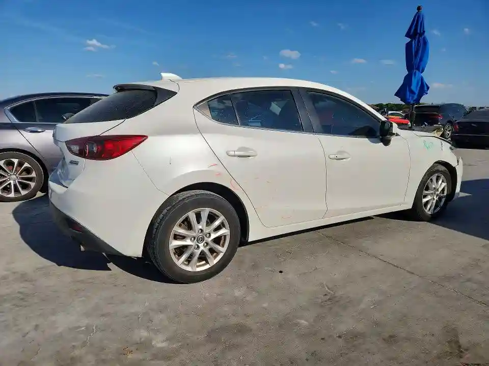 3MZBM1L71FM190258 2015 MAZDA 3-2