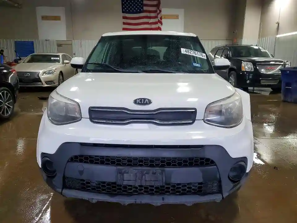 KNDJN2A21K7668224 2019 KIA SOUL-4