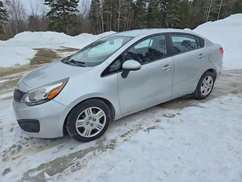 KNADM4A39F6471105 2015 KIA RIO-0