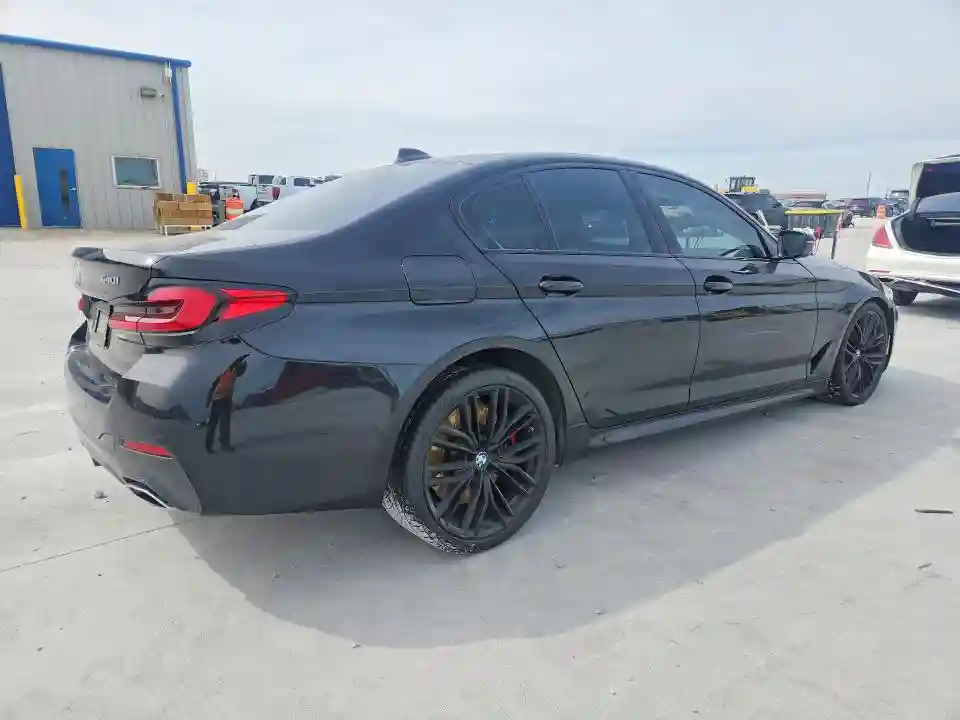 WBA53BJ05MCG12335 2021 BMW 5 SERIES-2