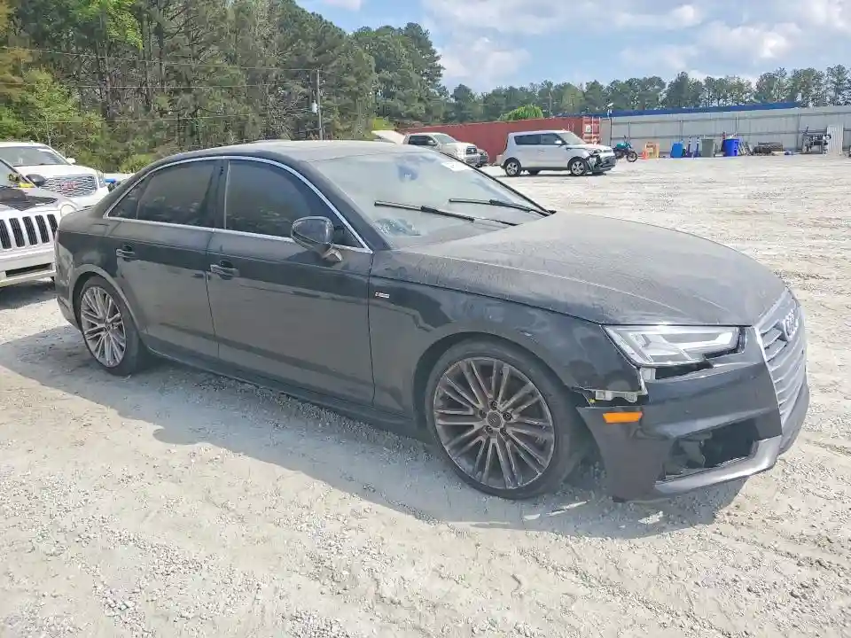 WAULMAF46JA145893 2018 AUDI A4-3