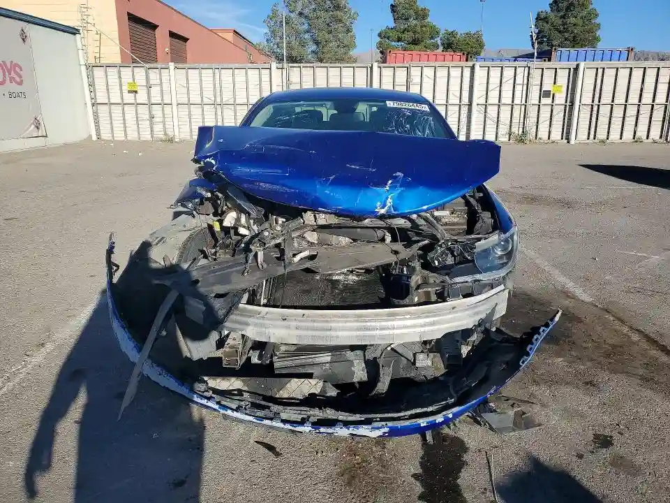 1C3CCCAB5GN184469 2016 CHRYSLER 200-4