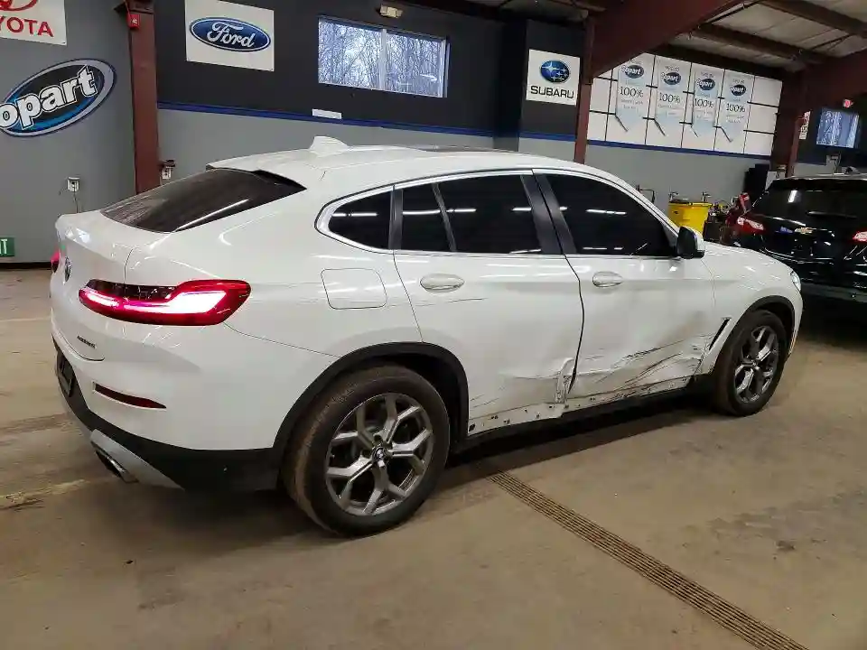 5UX33DT09N9K12081 2022 BMW X4-2