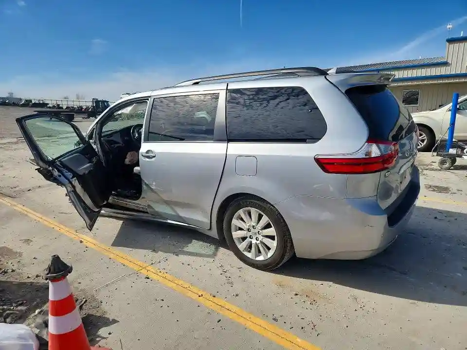 5TDYK3DC0FS633252 2015 TOYOTA SIENNA-1
