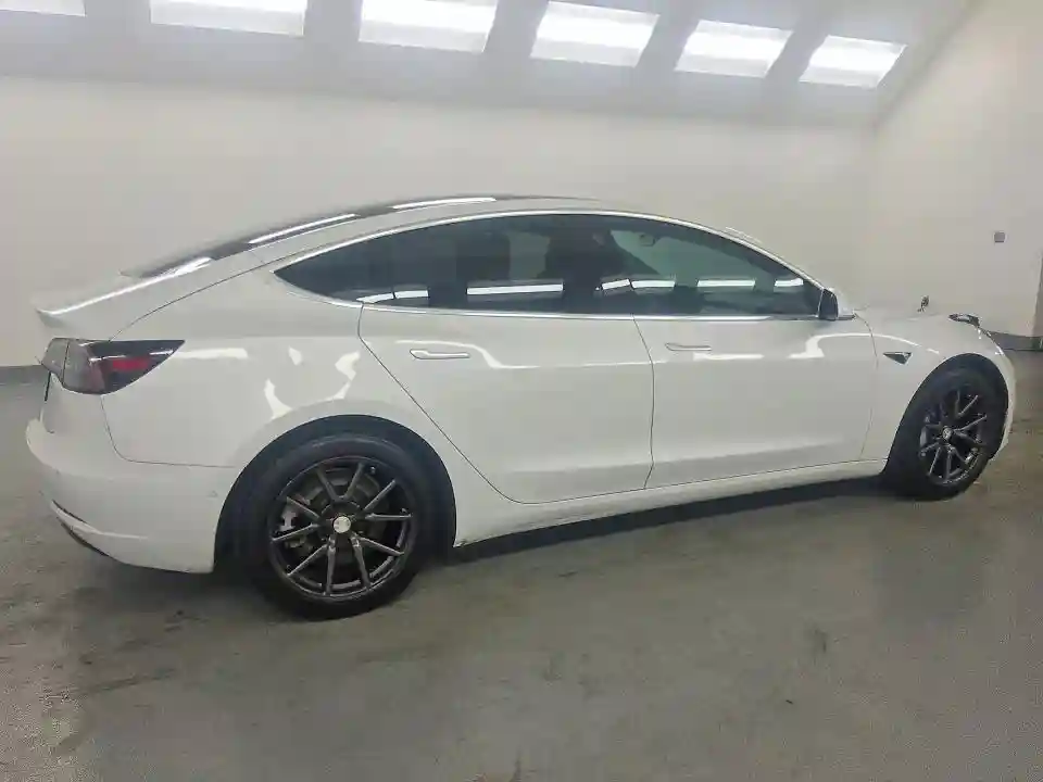 5YJ3E1EA2KF397351 2019 TESLA MODEL 3-2