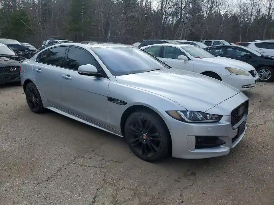 SAJAL4FX8JCP36631 2018 JAGUAR XE R-SPORT-3