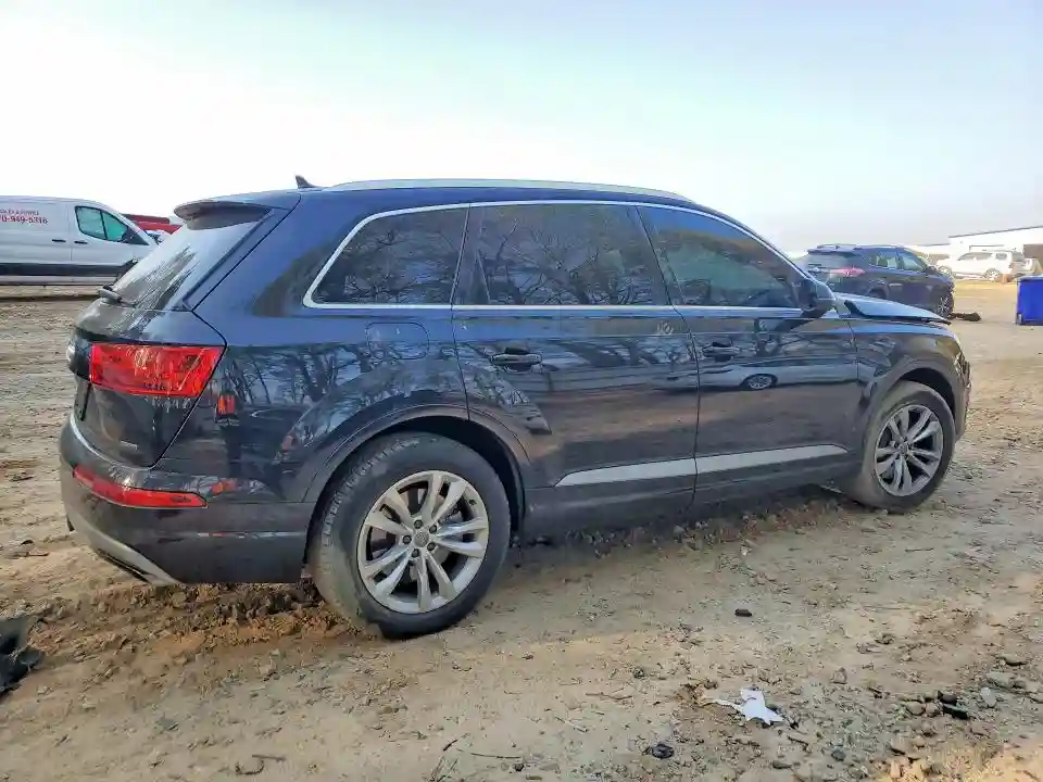 WA1AAAF74KD036601 2019 AUDI Q7-2