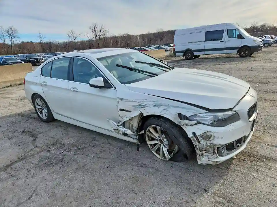 WBA5A7C50GG150918 2016 BMW 5 SERIES-3