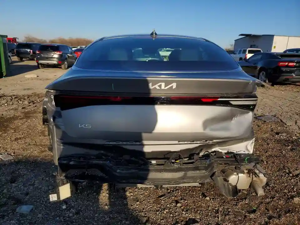 KNAG64J70S5310782 2025 KIA K5-5