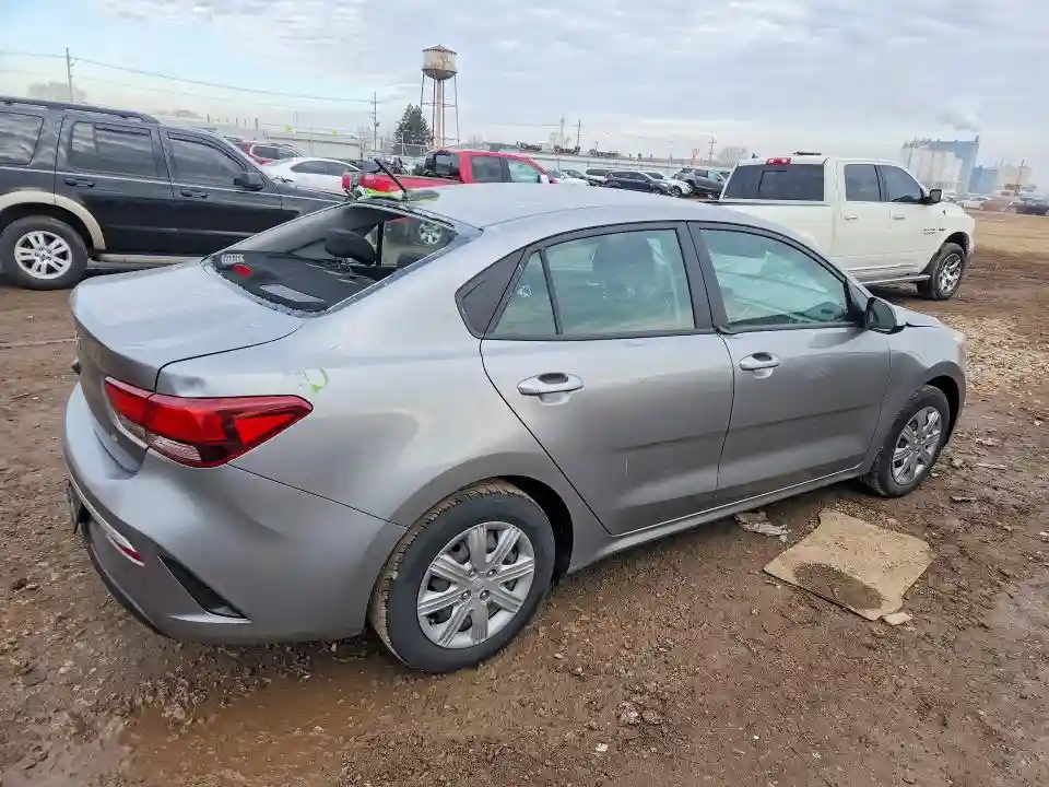 3KPA24AD1PE588211 2023 KIA RIO-2