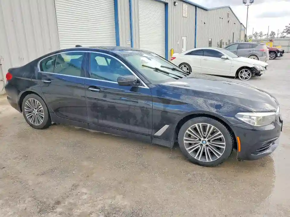 WBAJA5C30HG894005 2017 BMW 5 SERIES-3