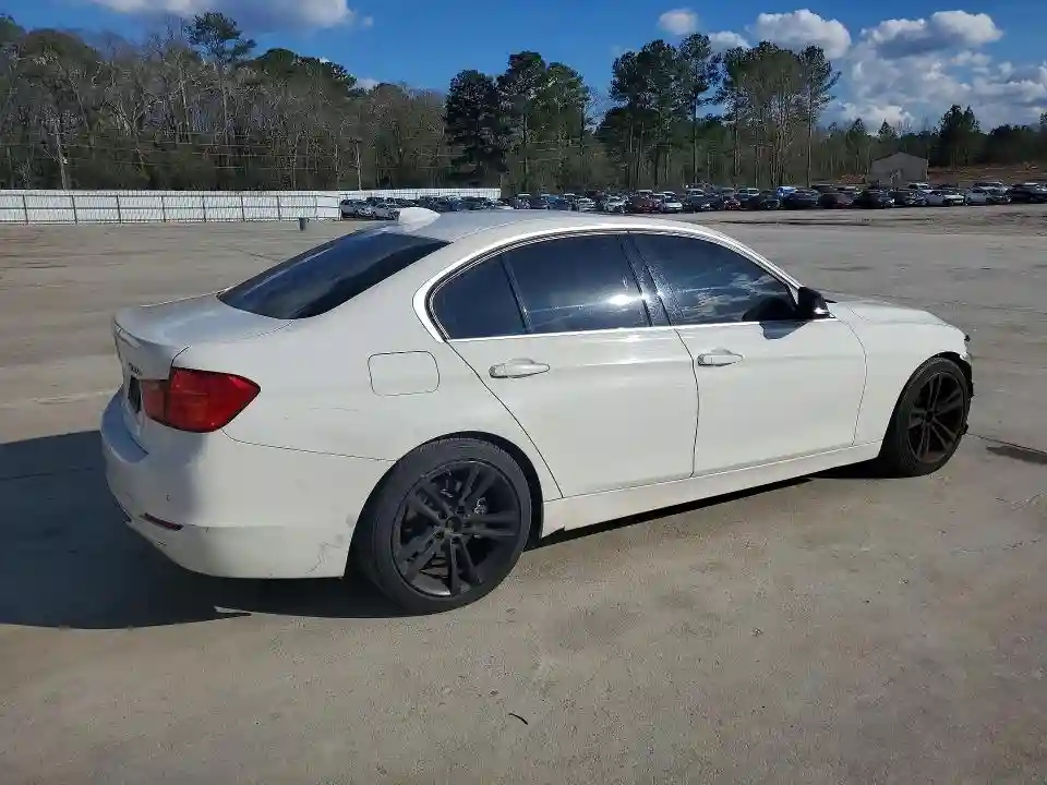 WBA3A5C53FP604296 2015 BMW 3 SERIES-2