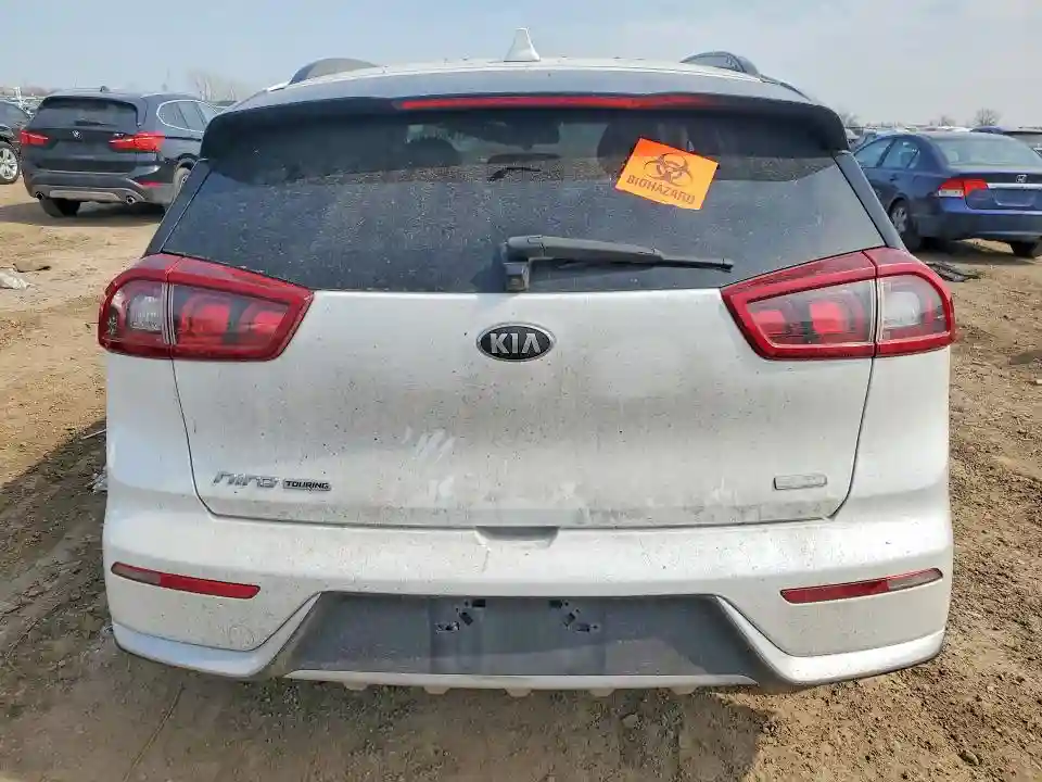 KNDCC3LCXH5057395 2017 KIA NIRO-5